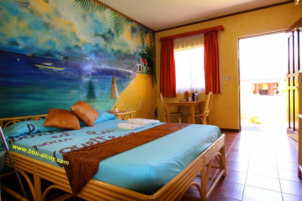 Parrot Paradise Resort Boljoon Quarto foto