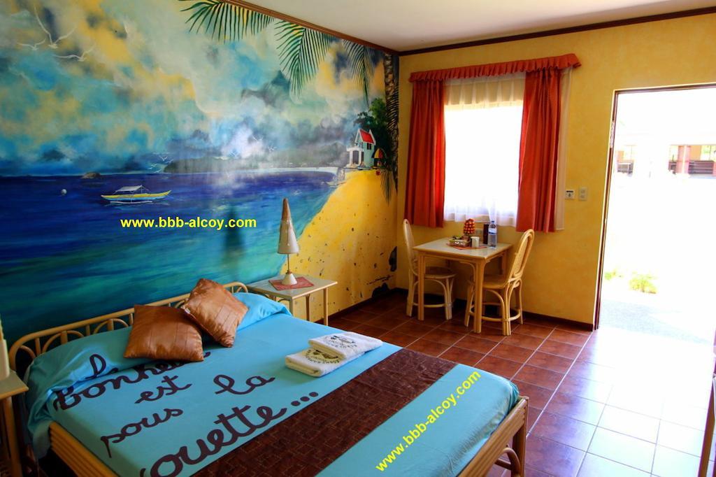 Parrot Paradise Resort Boljoon Quarto foto